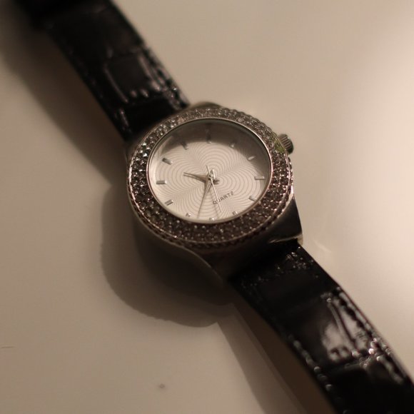 Black Crocodile with Silver Rhinstones Watch | 070 - Picture 3 of 5